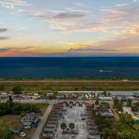 Inviting Oasis - Cozy, Spotless, And Comfortable Room Pahokee Eksteriør bilde